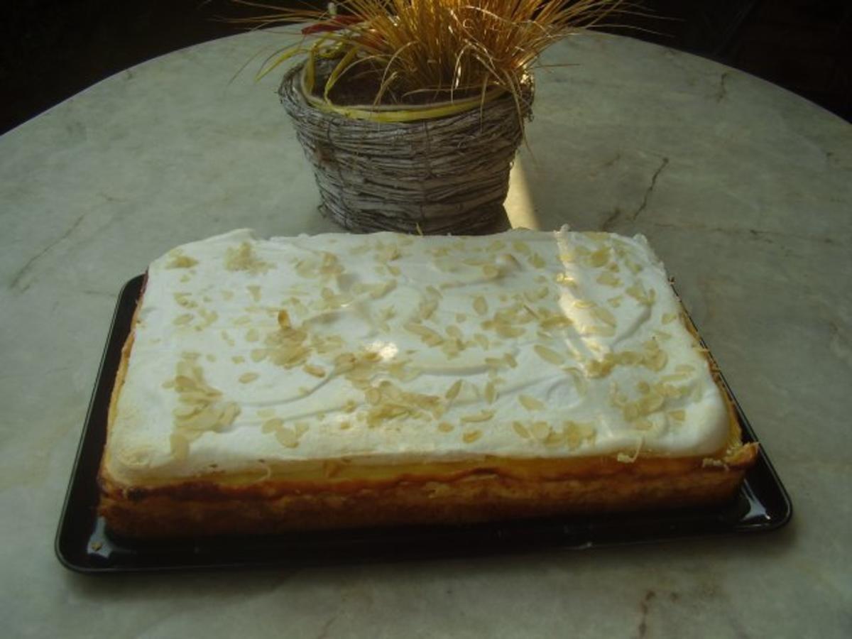 Rhabarber Quarkkuchen mit Mandelbaiser - einfach - von greeneye1812