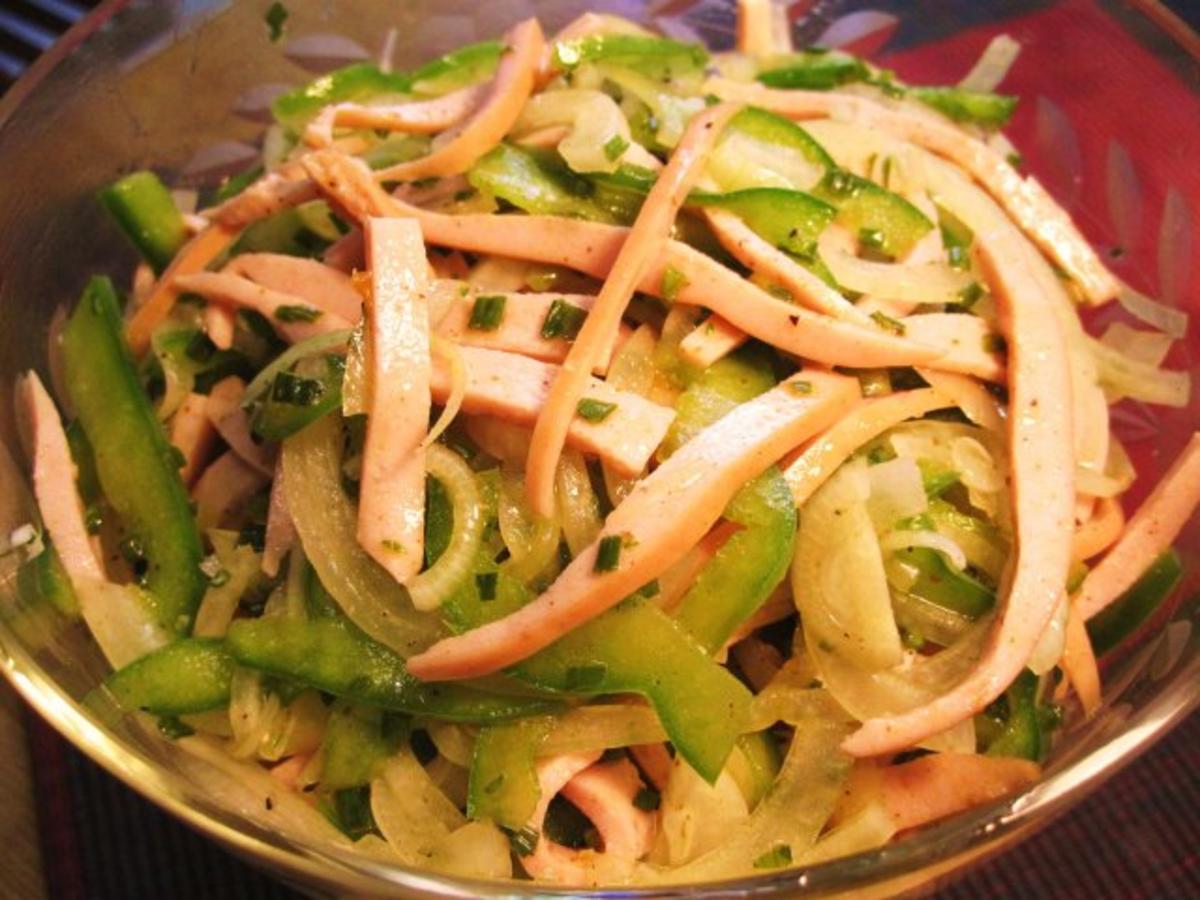 Wurstsalat mit Paprika und Zwiebeln - Rezept - Bild Nr. 5