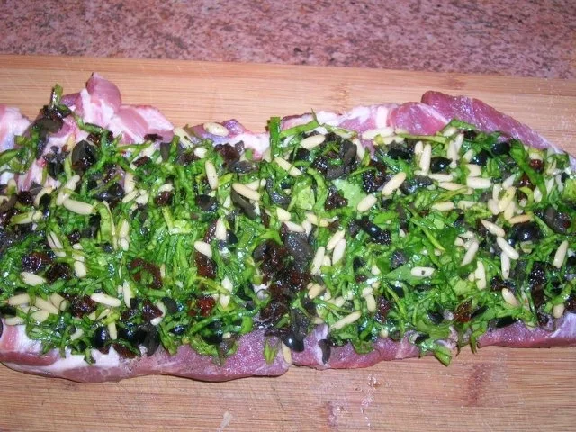 Rollbraten, mediterran gefüllt mit Käsepolenta - Rezept - Bild Nr. 9