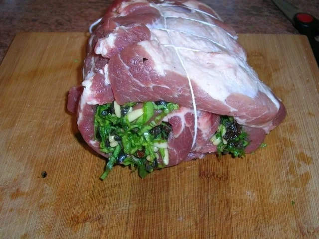 Rollbraten, mediterran gefüllt mit Käsepolenta - Rezept - Bild Nr. 10