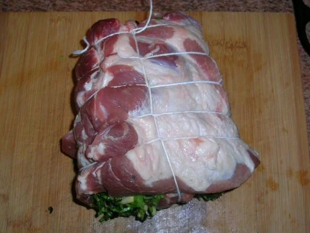 Rollbraten, mediterran gefüllt mit Käsepolenta - Rezept - Bild Nr. 11