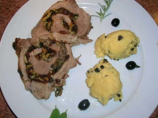 Rollbraten, mediterran gefüllt mit Käsepolenta - Rezept - Bild Nr. 16