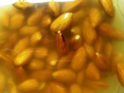 Rezept: Mandelmilch Bild Nr. 2 Mandelmilch - Rezept - Bild Nr. 2