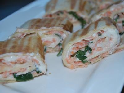 Rezept: Lachs-Tortillarollen Lachs-Tortillarollen - Rezept