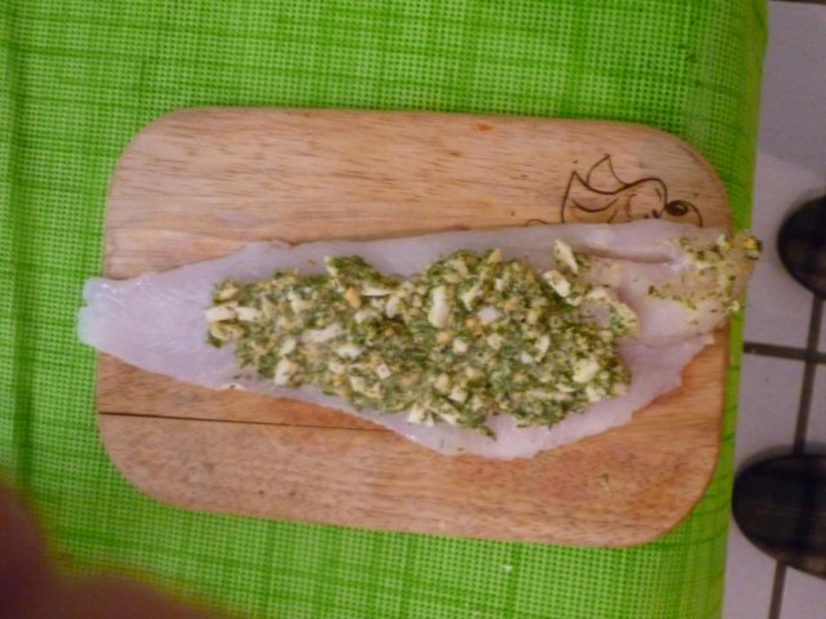 Fischroulade in Kräuter- Senfsauce - Rezept - Bild Nr. 4