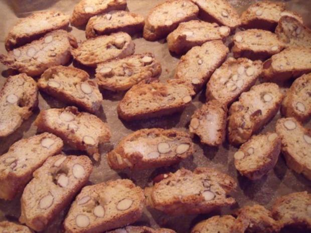 Kekse, Plätzchen: Klassische italienische Cantuccini - Rezept - kochbar.de