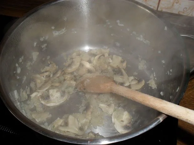 Paprika gefüllt mit Champignon/Toastbrot und Katenschinken - Rezept - Bild Nr. 9
