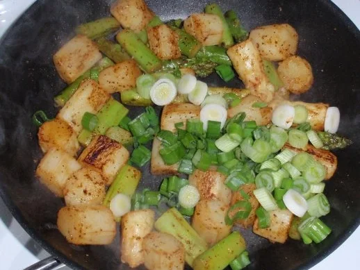 Spargel-Tomaten-Schinken-Pfanne mit Rigatoni - Rezept - Bild Nr. 7