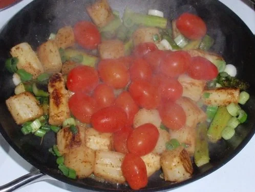 Spargel-Tomaten-Schinken-Pfanne mit Rigatoni - Rezept - Bild Nr. 8