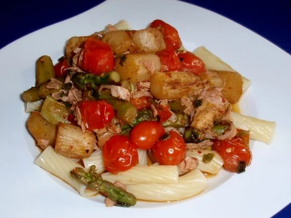 Spargel-Tomaten-Schinken-Pfanne mit Rigatoni - Rezept - Bild Nr. 12