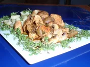 Puten-Champignons-Pfanne mit Kressenudeln - Rezept