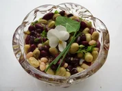 Rezept: Bunter Bohnensalat Bunter Bohnensalat - Rezept