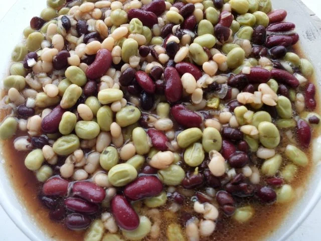 Rezept: Bunter Bohnensalat Bild Nr. 8 Bunter Bohnensalat - Rezept - Bild Nr. 8