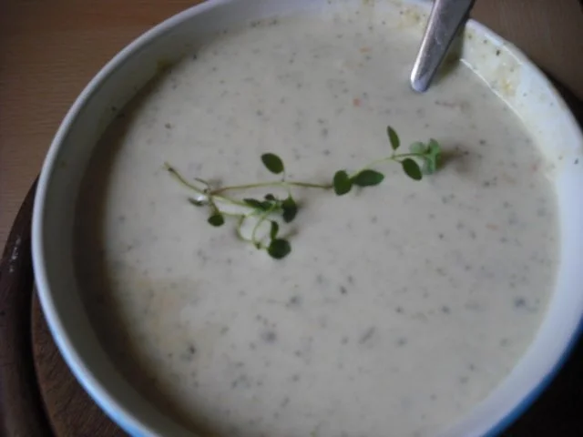 Thymian-Ingwer-Cremsüppchen - Rezept