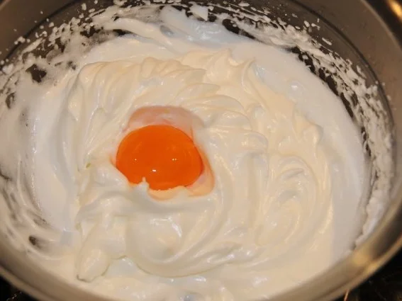 Erdbeertorte zum Muttertag - Rezept - Bild Nr. 3