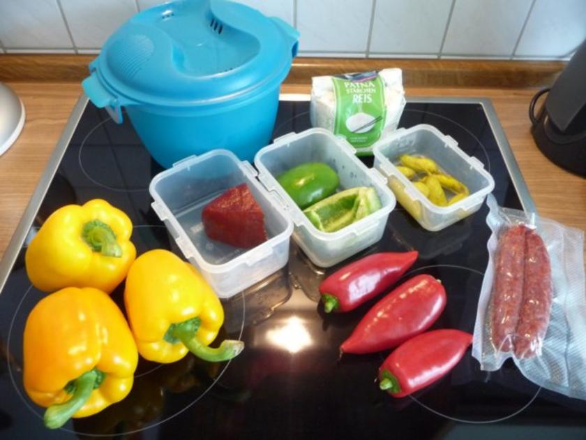 Resteverwertung : Gefüllte Paprikahälften - Rezept - kochbar.de
