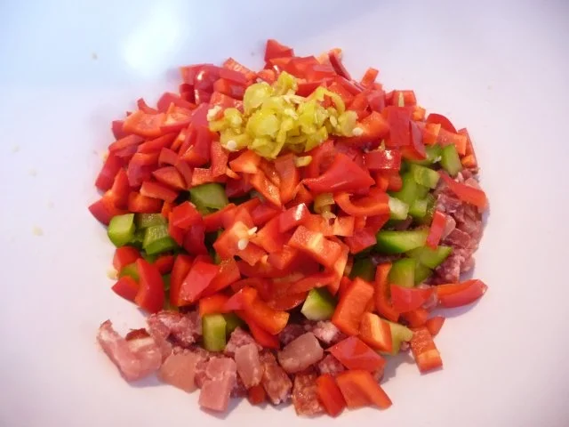 Resteverwertung : Gefüllte Paprikahälften - Rezept - Bild Nr. 12