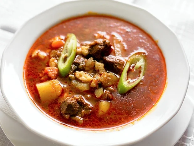 Gulaschsuppe nach Alfons Schubeck (Emilie2005) - Rezept - Bild Nr. 2