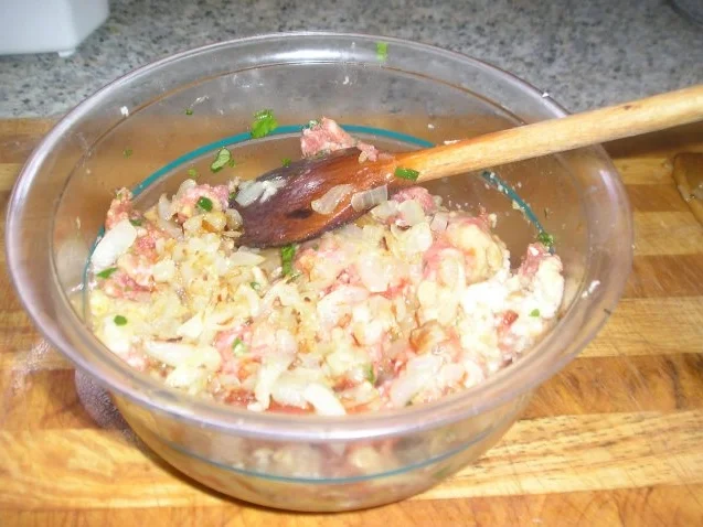 Rezept: Mediterrane Fleischlaibchen Bild Nr. 3 Mediterrane Fleischlaibchen - Rezept - Bild Nr. 3