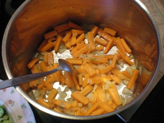 Leichte Minestrone mit feinen Nudeln - Rezept - Bild Nr. 3