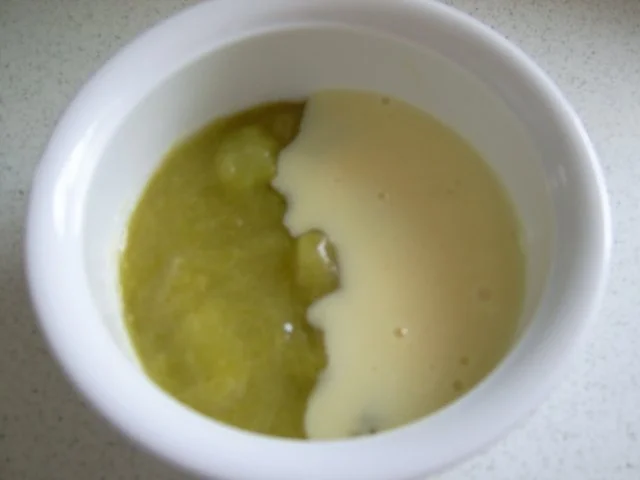 Rezept: Rhabarberkompott mit Vanillesoße Rhabarberkompott mit Vanillesoße - Rezept