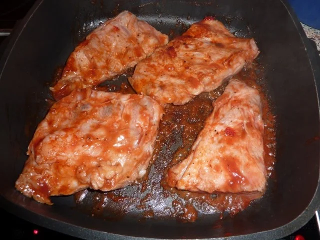 Rezept: Fl/Schwein: Rippchen in Salsasoße Bild Nr. 3 Fl/Schwein: Rippchen in Salsasoße - Rezept - Bild Nr. 3