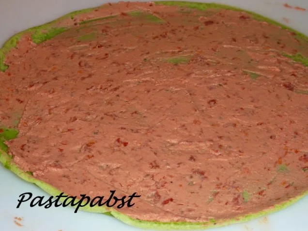 Bärlauch-Tomaten-Crêpes-Röllchen - Rezept - Bild Nr. 4