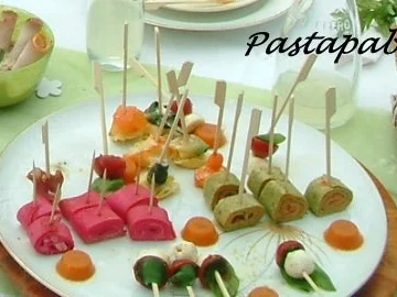 Rezept: Tomate-Mozzarella-Spieße Bild Nr. 2 Tomate-Mozzarella-Spieße - Rezept - Bild Nr. 2