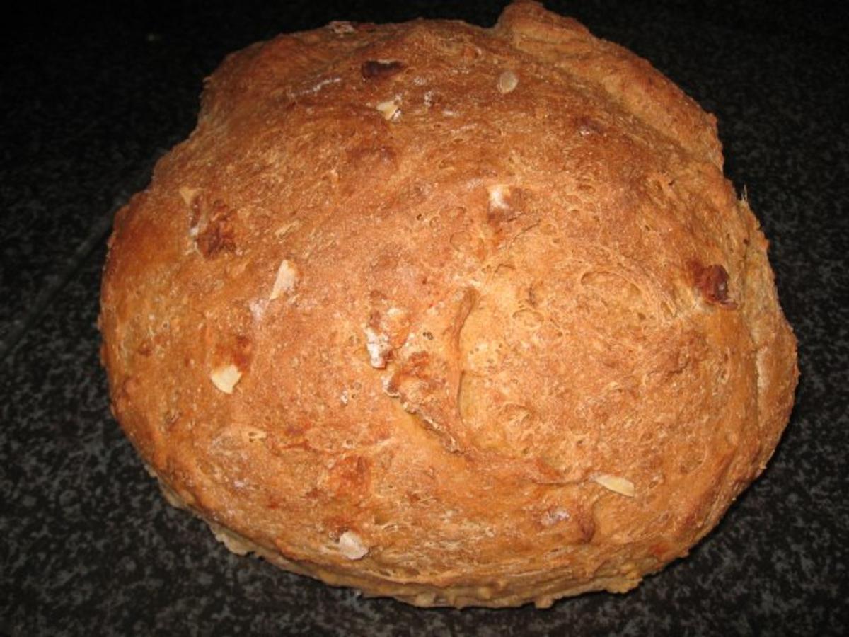 Vollkorn-Mandel-Brot - Rezept