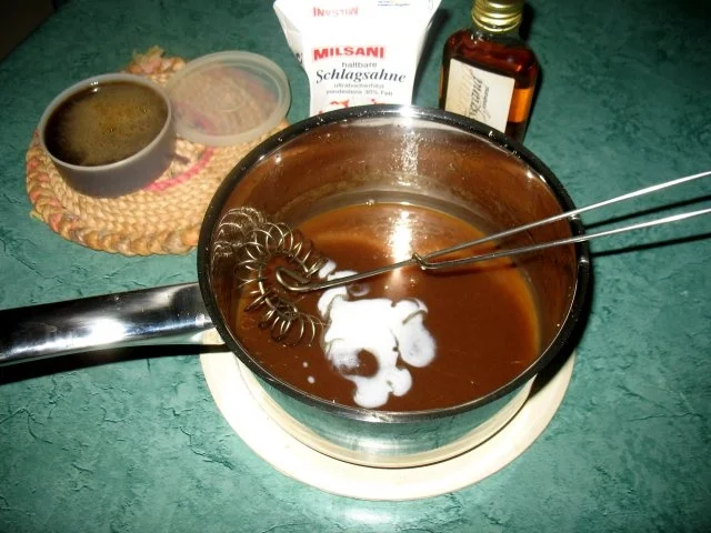 Dessert/Sauce - Kaffee-Sahne-Sauce - Rezept - Bild Nr. 10