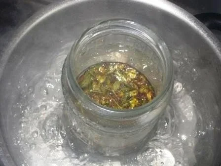 Johanniskrautöl- Rotöl - Rezept - Bild Nr. 5