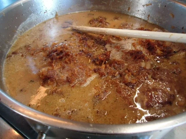 Zwiebelrostbraten mit Gurkerlragout - Rezept - Bild Nr. 7