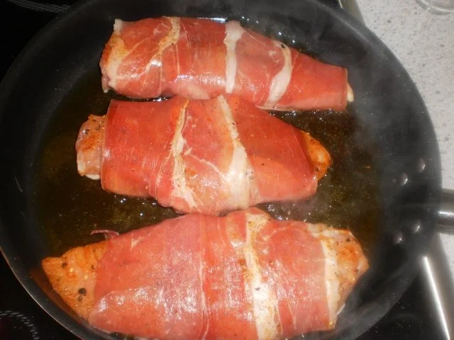 Hähnchenbrust in Speckmantel ~ Gemüsereis ~ Kräuterkäsesauce - Rezept - Bild Nr. 9