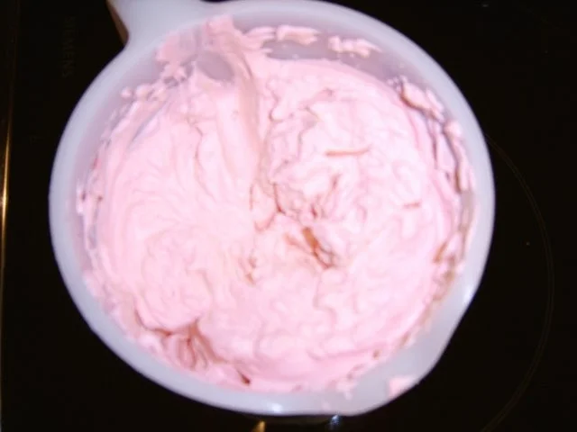 Rezept: Hello Kitty - Torte Bild Nr. 5 Hello Kitty - Torte - Rezept - Bild Nr. 5