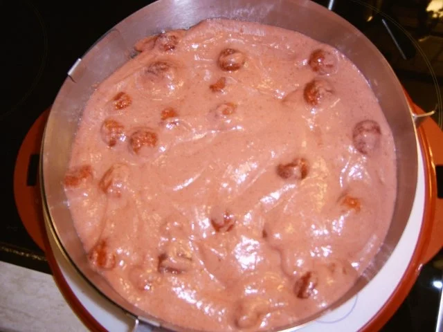 Rezept: Hello Kitty - Torte Bild Nr. 9 Hello Kitty - Torte - Rezept - Bild Nr. 9