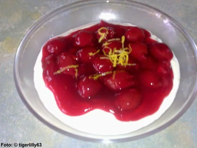 Kirsch-Quark-Dessert - Rezept