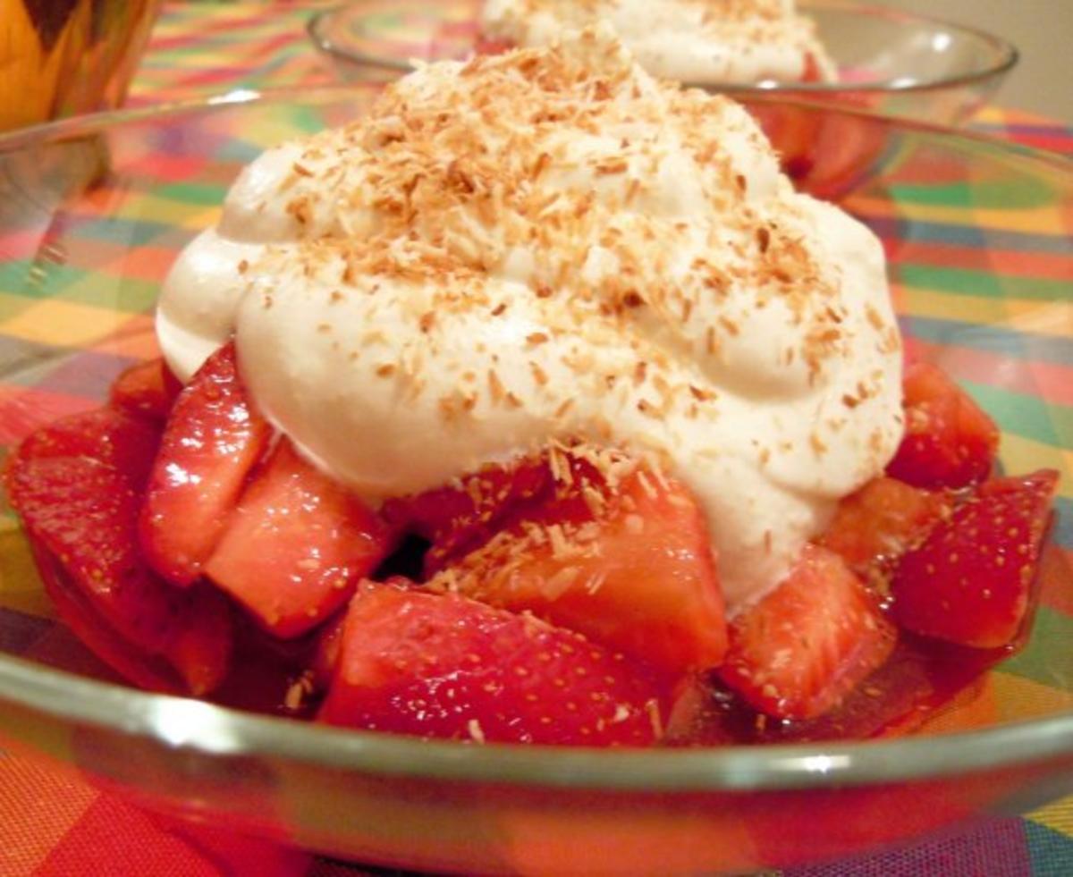 Erdbeeren mit Kokos-Sahne - Rezept mit Bild - kochbar.de