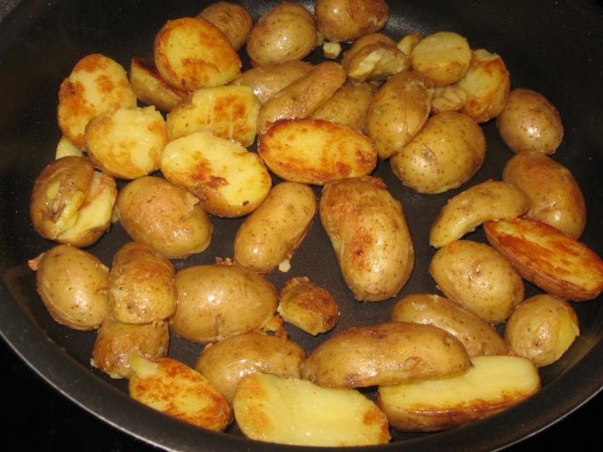 Rosmarin-Kartoffeln gebraten - Rezept - Bild Nr. 5