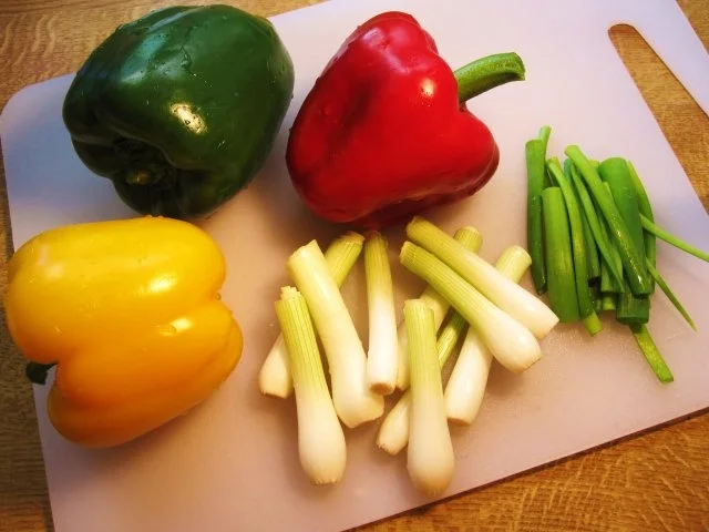 Paprika mit Frühlings-Zwiebeln ... - Rezept - Bild Nr. 2