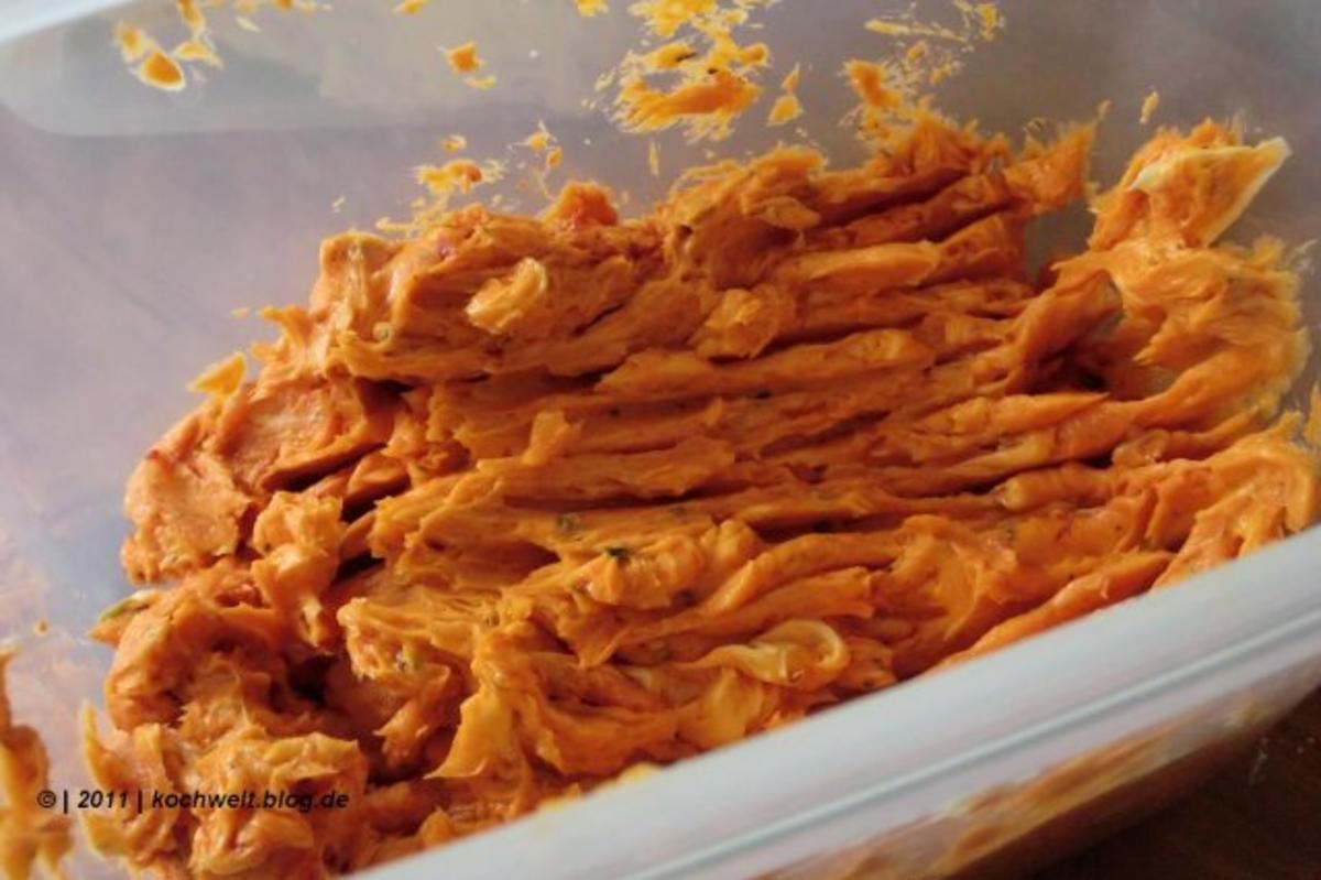 Tomaten-Kräuter-Butter - Rezept mit Bild - kochbar.de