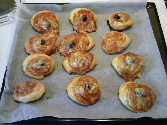 Gebäck: Pikante Ajvar-Schnecken - Rezept - Bild Nr. 7