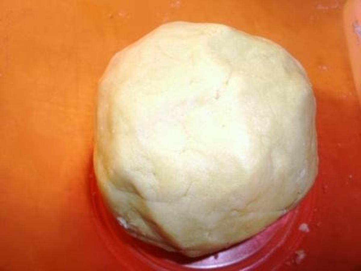 Mürbeteig salzig Grundrezept - einfach - 462 kcal/100g