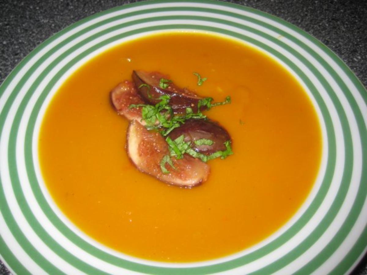 Bilder für Kürbis-Kokos-Suppe - Rezept