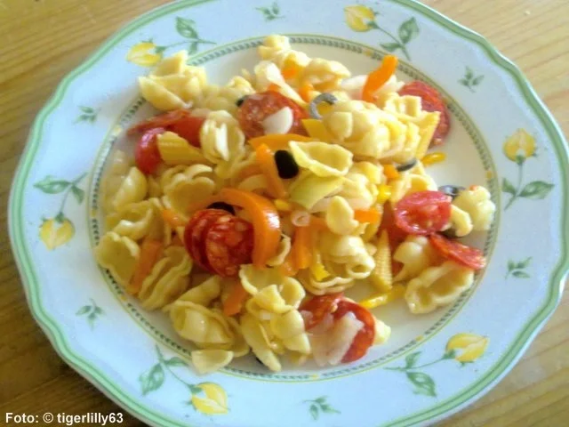 Nudelsalat 'mediterran' - Rezept - Bild Nr. 2