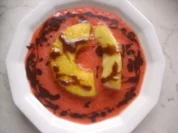 Ananas-Melone auf Erdbeerspiegel und  Karamell-Schoko-Soße - Rezept