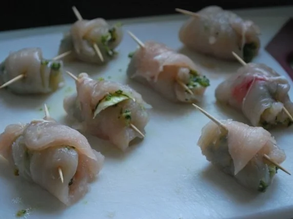 Pesto-Hähnchenröllchen - Rezept - Bild Nr. 3