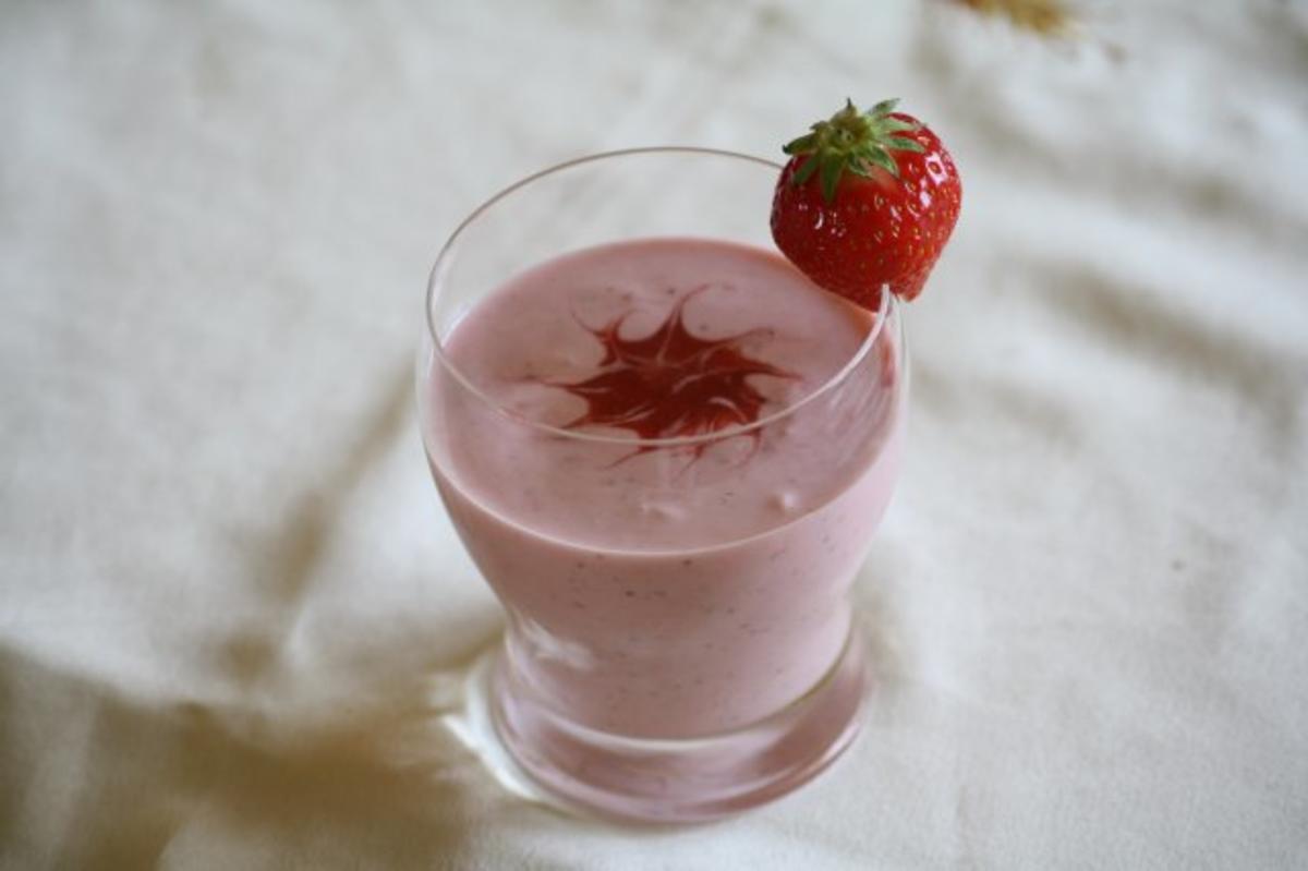 Dessert: Erdbeermousse - Rezept - Bild Nr. 3