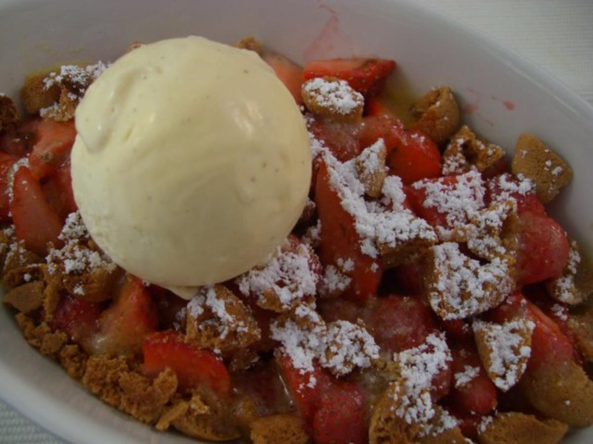 ~ Dessert ~ Gratinierte Erdbeeren mit Bourbon-Vanille-Eis - Rezept ...