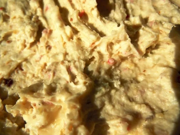 Ravioli mit Gorgonzola-Walnuss-Füllung und Salbeibutter - Rezept - Bild Nr. 4