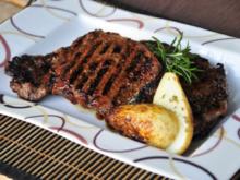 American Beef: Striploin Steak mit Folienkartoffeln - Rezept